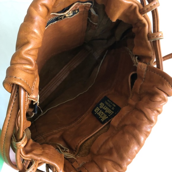 Vintage Leather Handbag - Picture 11 of 14